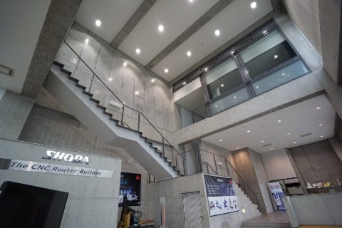 本社エントランス